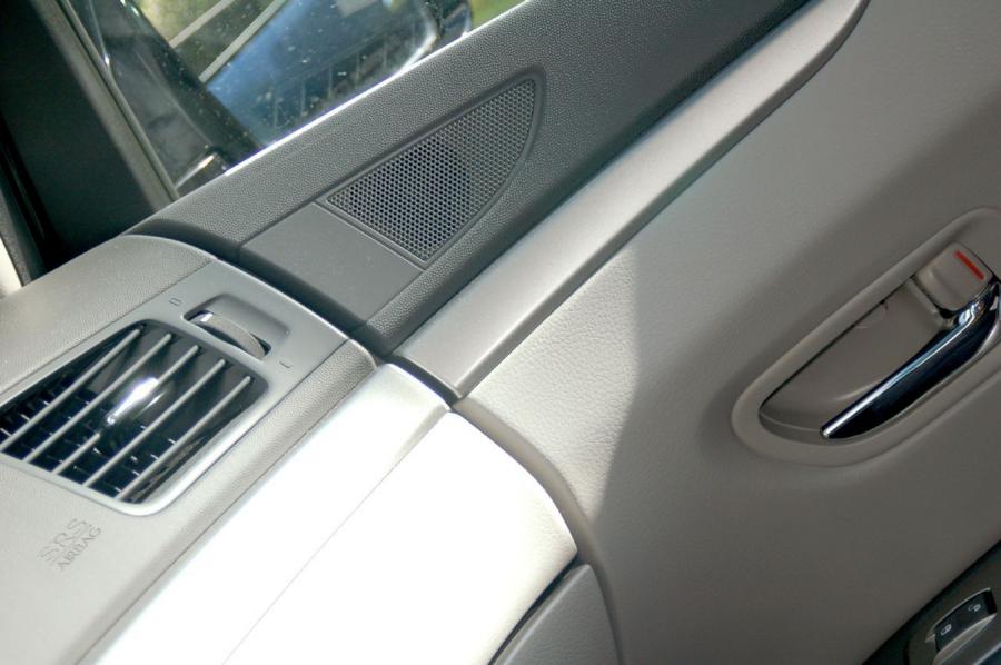  Subaru Tribeca 2008 года  (фото 24 из 109)